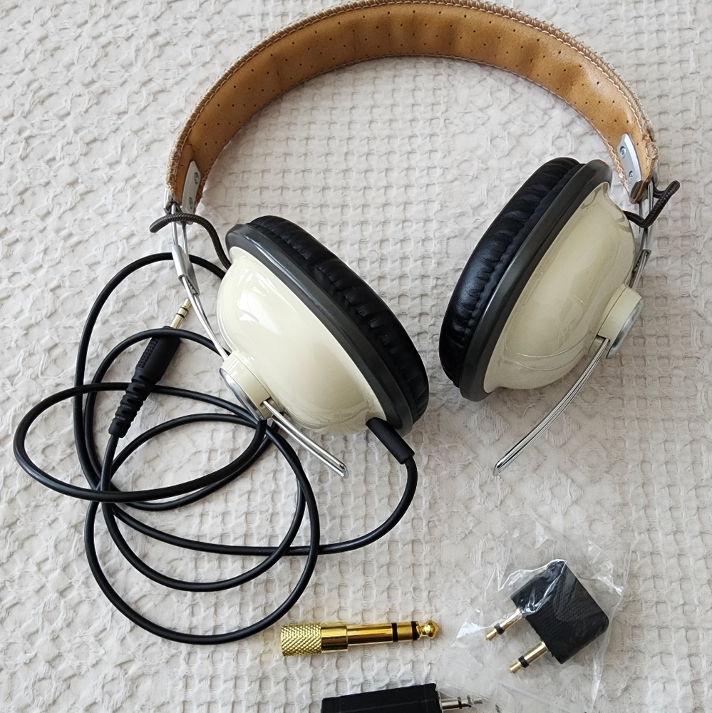 Panasonic RP-HTX7 headphones with additional plugs